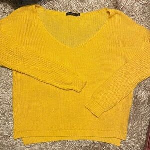 BOOHOO Yellow Long Sleeve‎ V Neck Sweater Size M/L